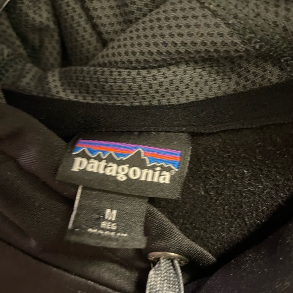 Patagonia Men's P-6 Logo Uprisal Hoody Black Medium - Picture 4 of 6